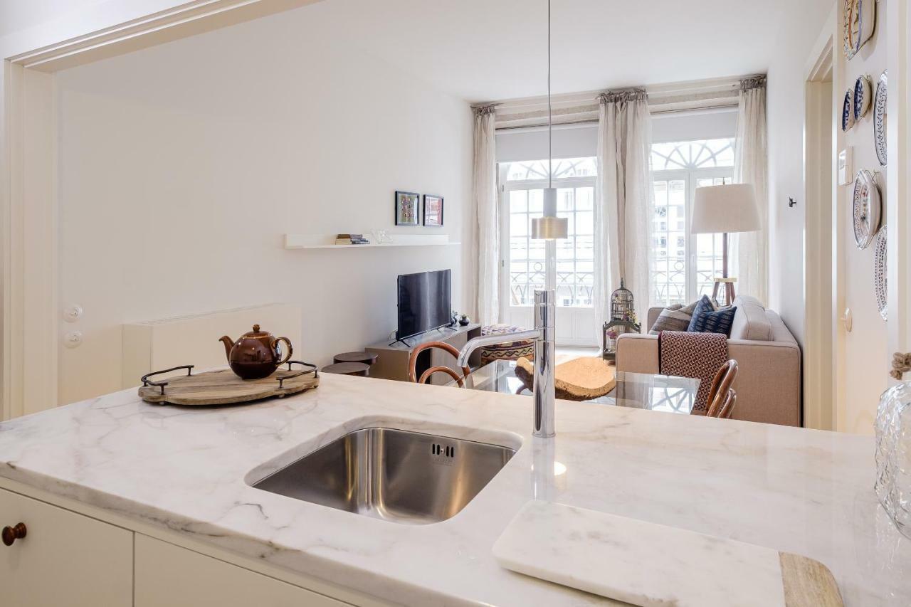Boutique Rentals-Flores Plaza In City Historical Center OOporto Extérieur photo